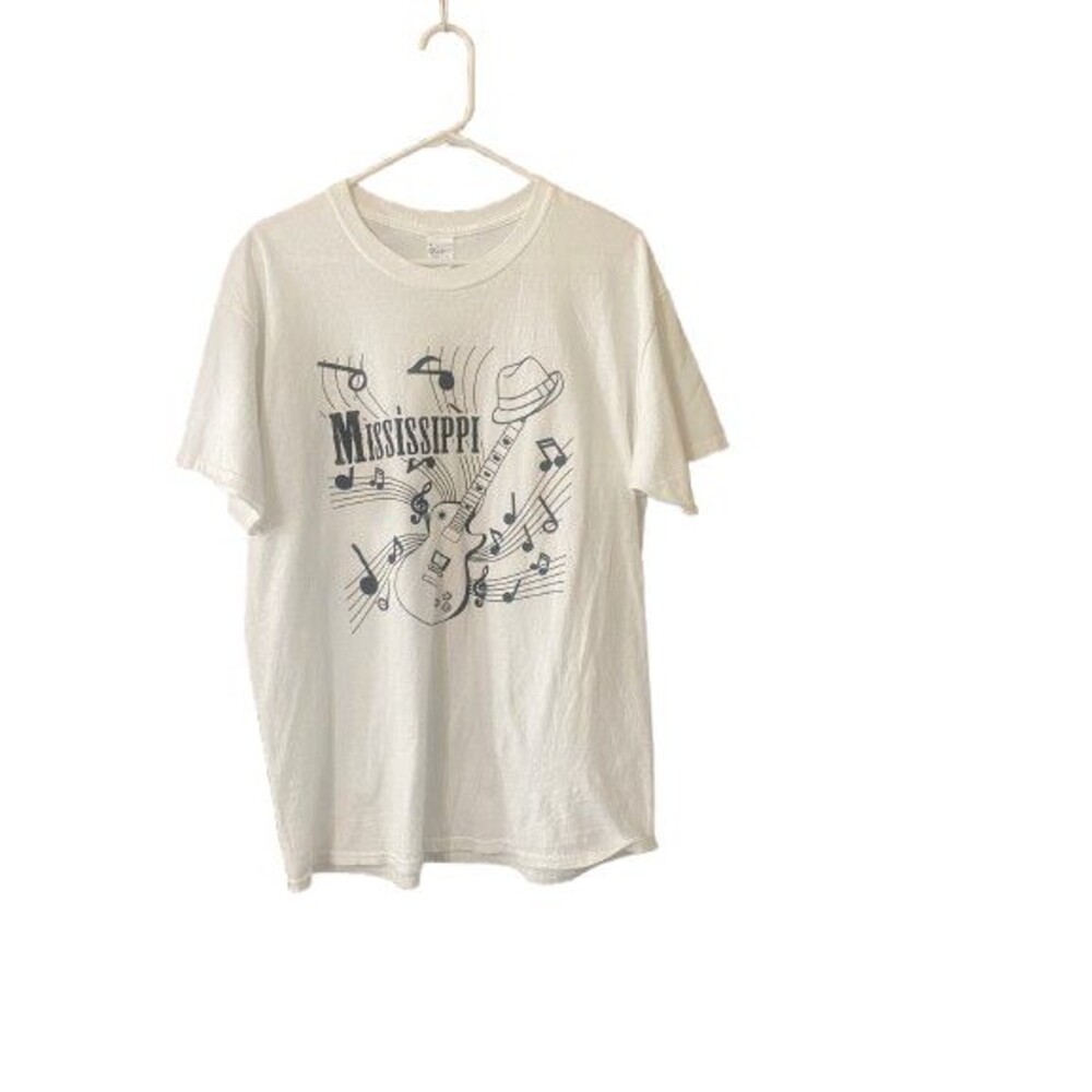 Gildan Mississippi Blues Mens Tshirt Size Large Guitar Musical Notes